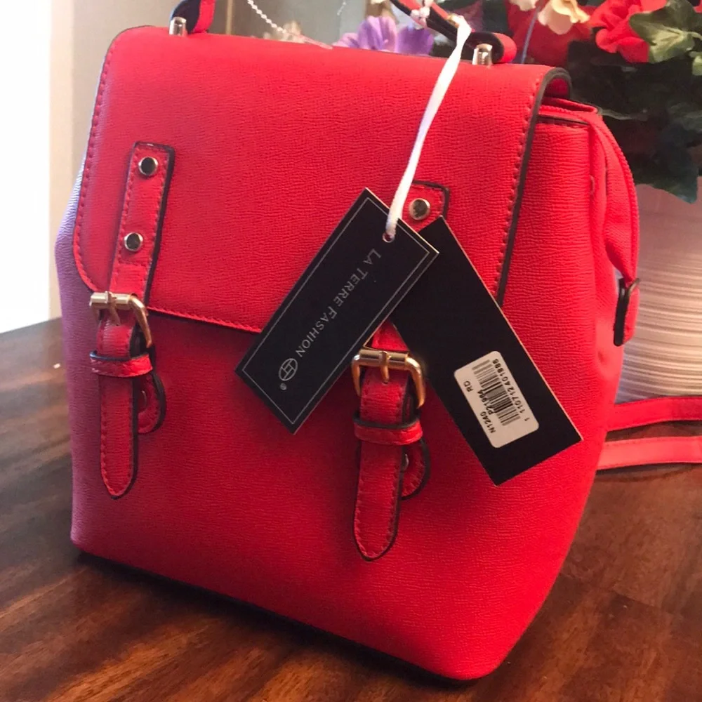 la Tierra fashion red backpack